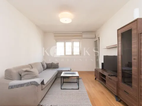 Izdavanje, jednosoban stan, 49m², Central Point, Podgorica - image 7