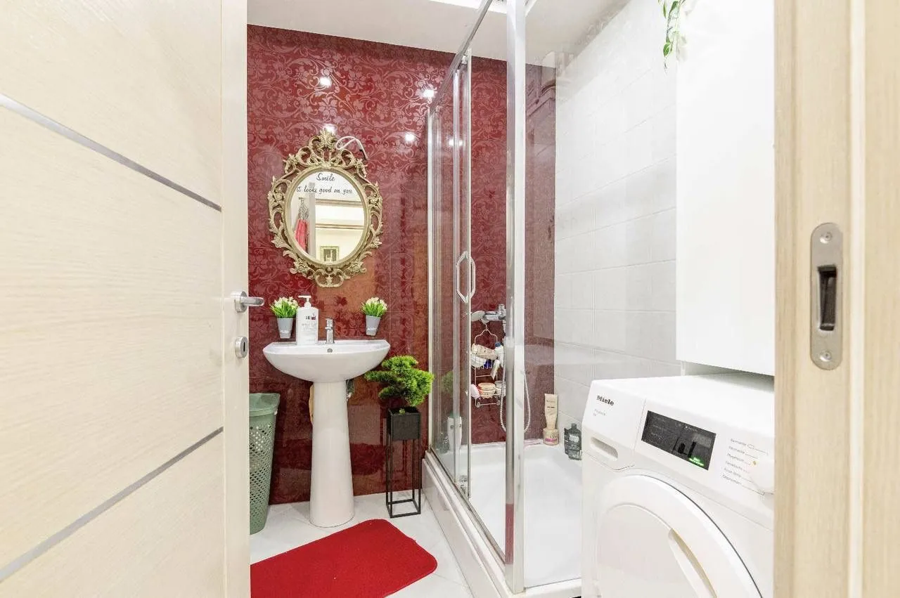 Prodaja, dvosoban stan, 82m², Zaobilaznica, Budva