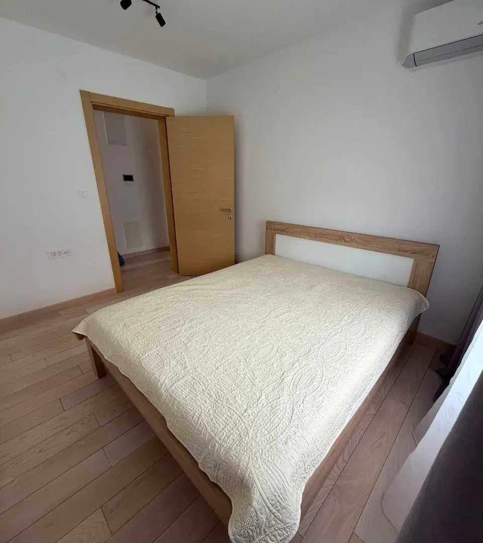 Prodaja, trosoban stan, 76m², Igalo, Herceg Novi