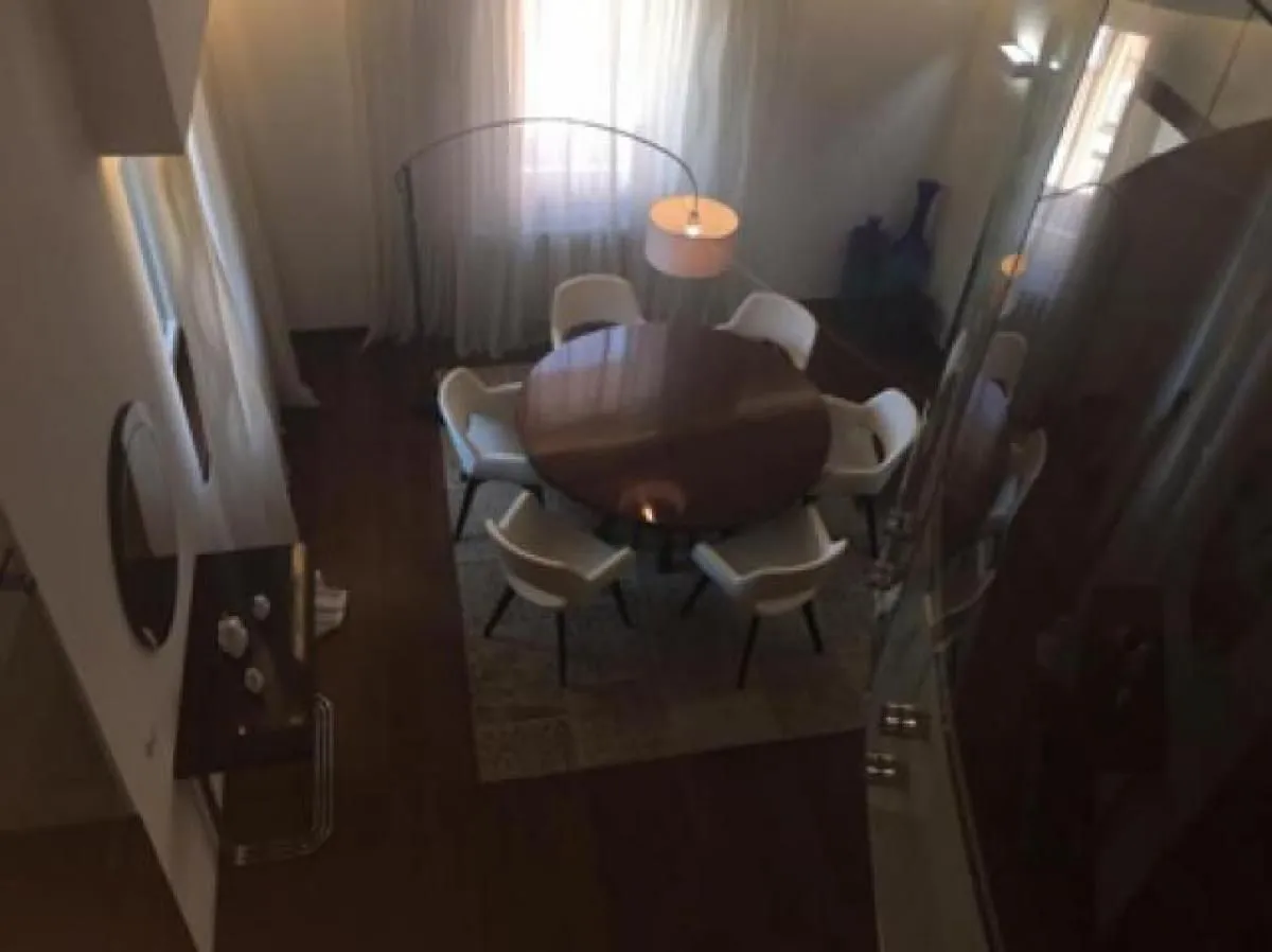 Rent, three bedroom apartment, 240m², Kalenić Pijaca, Vračar Sve Podlokacije