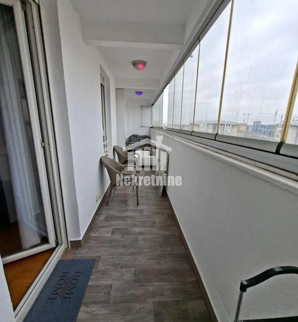 Prodaja, trosoban stan, 68m², Belvil, Beograd