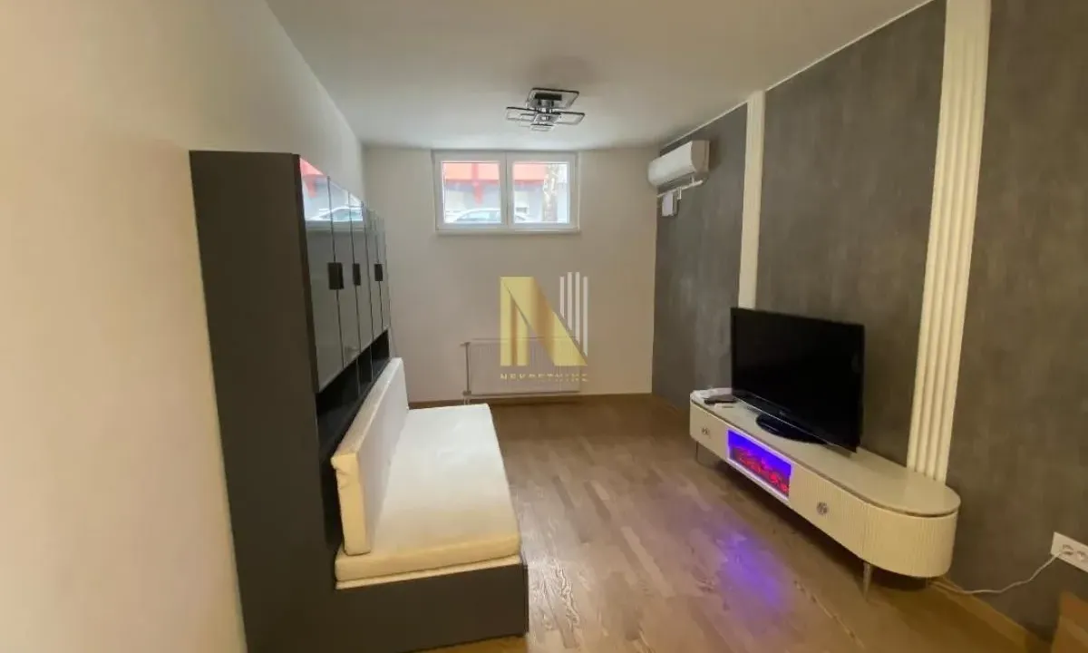 Prodaja, dvosoban stan, 44m², Grbavica, Novi Sad Sve Podlokacije