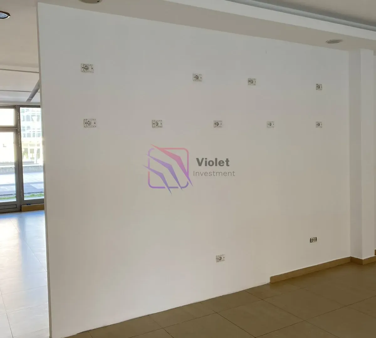 Izdavanje, poslovni prostor, 145m², City Kvart, Podgorica