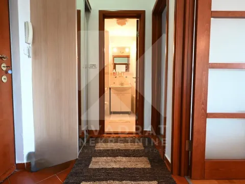 Rent, one bedroom apartment, 50m², Preko Morače, Podgorica - image 11