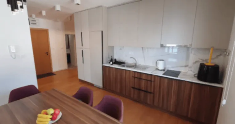 Izdavanje, dvosoban stan, 80m², Rafailovići, Budva