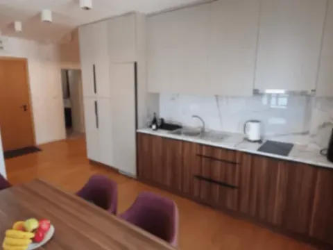 Rent, two bedroom apartment, 80m², Rafailovići, Budva - image 4