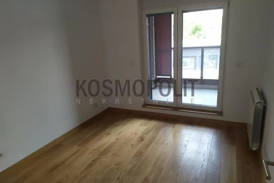 Sale, two bedroom apartment, 70m², Tošin bunar, Novi Beograd Sve Podlokacije