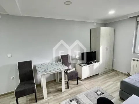 Izdavanje, jednosoban stan, 30m², Zemun Gornji Grad, Zemun Sve Podlokacije - image 8