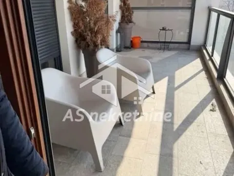 Izdavanje, trosoban stan, 106m², Zeleni Venac, Beograd - image 13