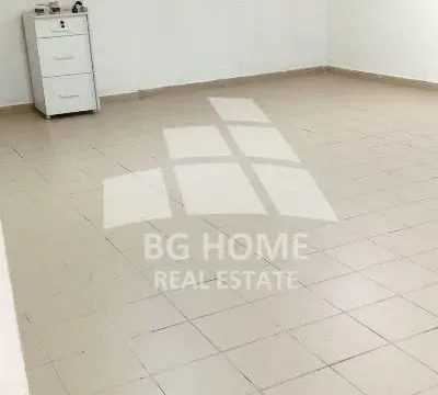 Izdavanje, poslovni prostor, 158m², Čukarica, Beograd