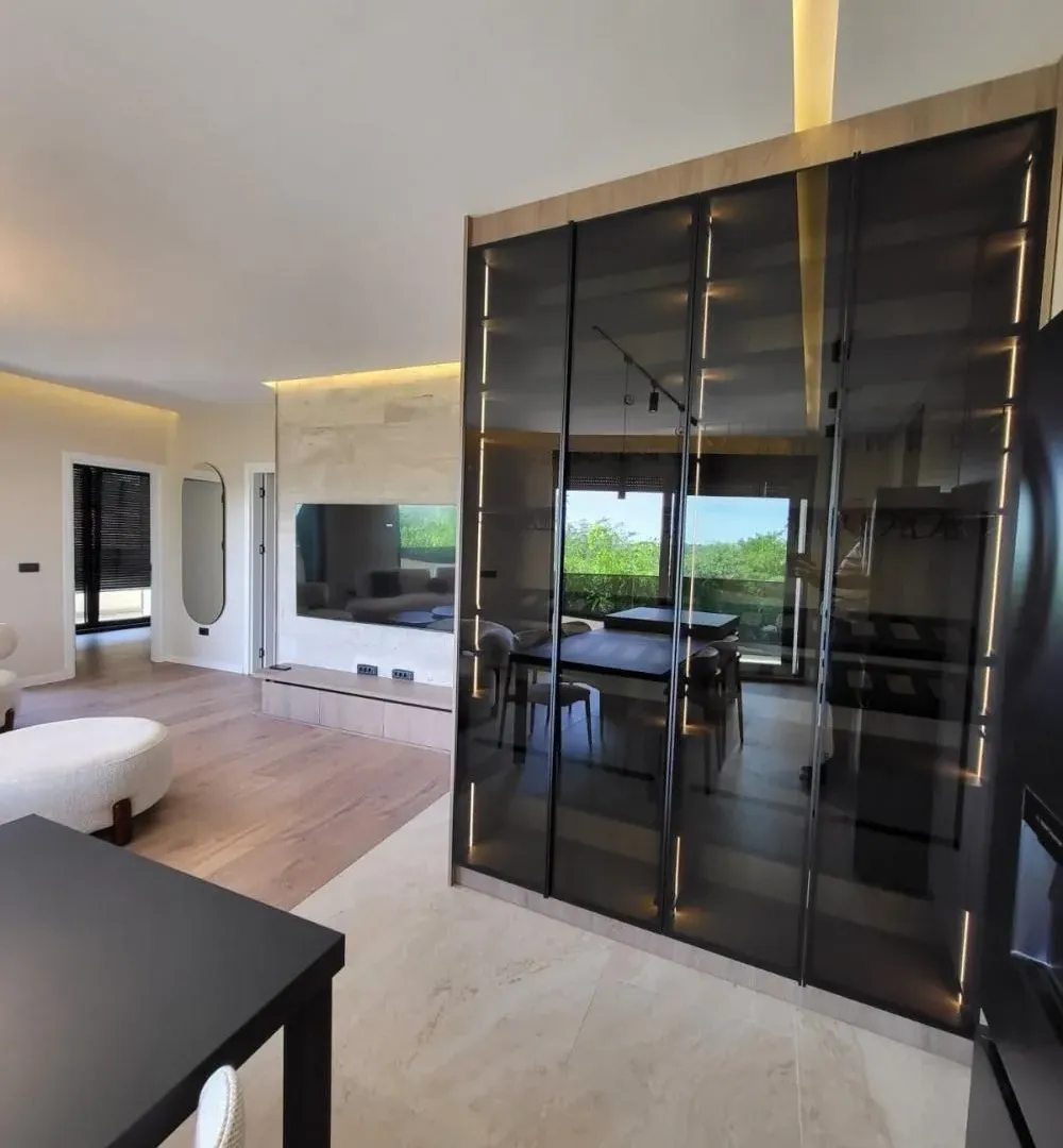 Izdavanje, trosoban stan, 82m², Olimp, Zvezdara Sve Podlokacije