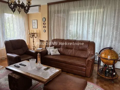 Sale, four bedroom apartment, 94m², Cerak Vinogradi, Beograd - image 2
