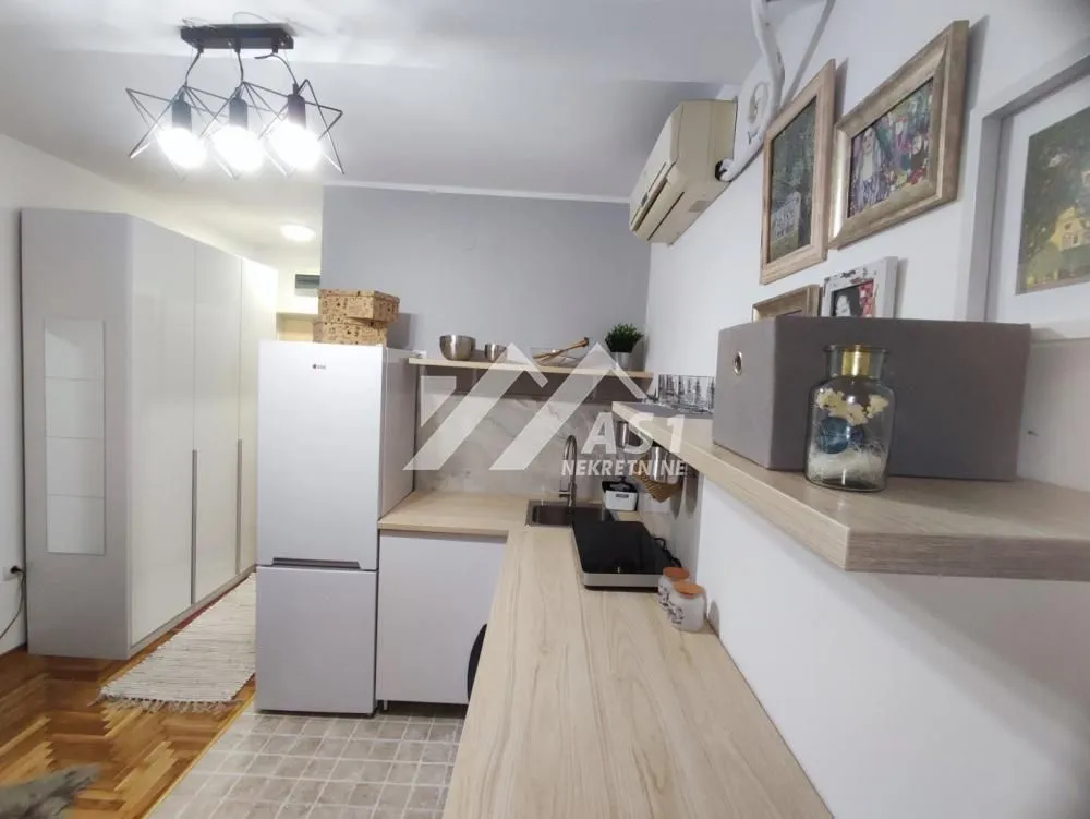 Rent, apartment, 22m², Grbavica, Novi Sad Sve Podlokacije