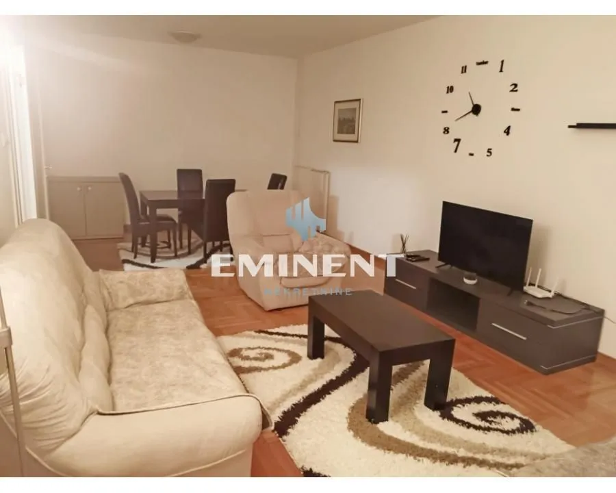 Izdavanje, dvosoban stan, 67m², Novi Beograd Blok 22, Novi Beograd Sve Podlokacije
