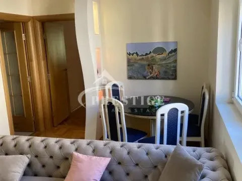 Izdavanje, dvosoban stan, 68m², Centar, Podgorica - image 4