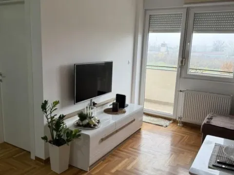 Izdavanje, jednosoban stan, 40m², Detelinara, Novi Sad Sve Podlokacije - image 4