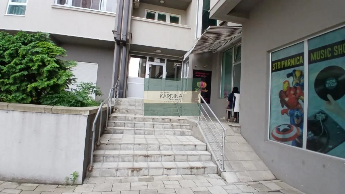 Izdavanje, jednosoban stan, 40m², Aqua park, Jagodina