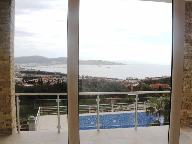 Sale, house, 330m², Šušanj, Bar