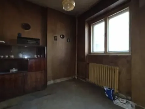 Sale, two bedroom apartment, 56m², Cvetni Trg, Vračar Sve Podlokacije - image 3