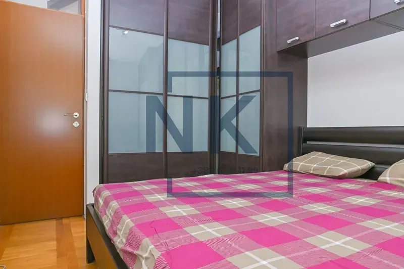 Prodaja, dvosoban stan, 95m², Stari Aerodrom, Podgorica