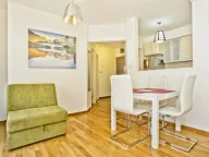 Rent, one bedroom apartment, 54m², Dobrota, Kotor - image 5