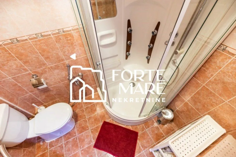 Prodaja, stan, 78m², Njivice, Herceg Novi