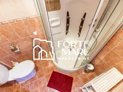 Prodaja, stan, 78m², Njivice, Herceg Novi - image 2