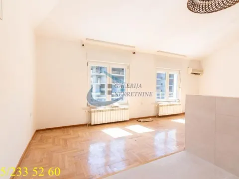 Prodaja, trosoban stan, 83m², Gradska Bolnica, Zvezdara Sve Podlokacije - image 4