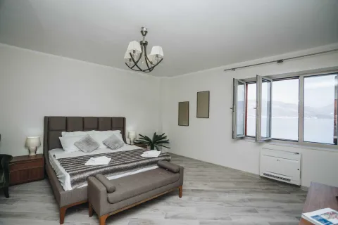 Prodaja, kuća, 241m², Krašići, Tivat - image 5