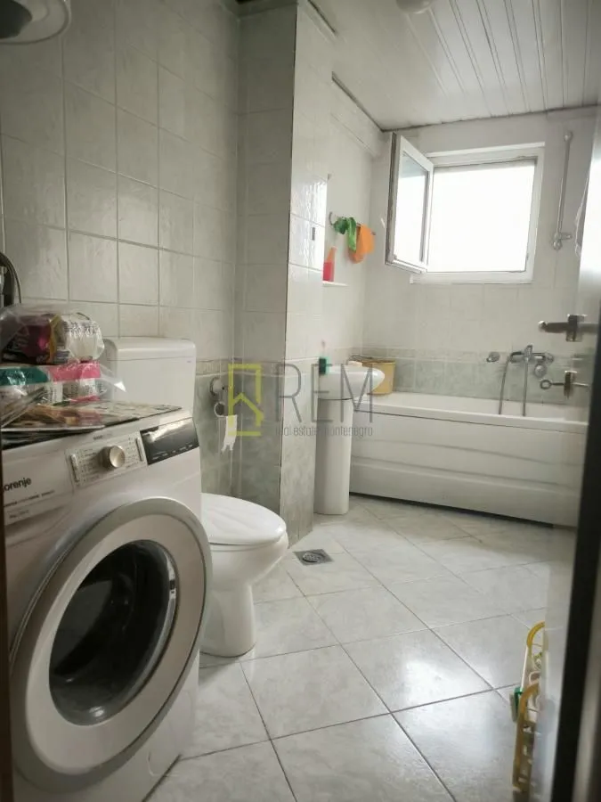 Prodaja, dvosoban stan, 69m², Zabjelo, Podgorica
