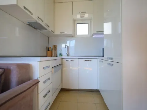 Sale, two bedroom apartment, 49m², Centar, Budva - image 8