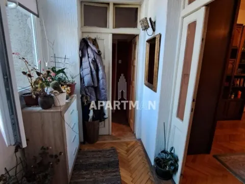 Prodaja, trosoban stan, 74m², Kalenić Pijaca, Vračar Sve Podlokacije - image 9