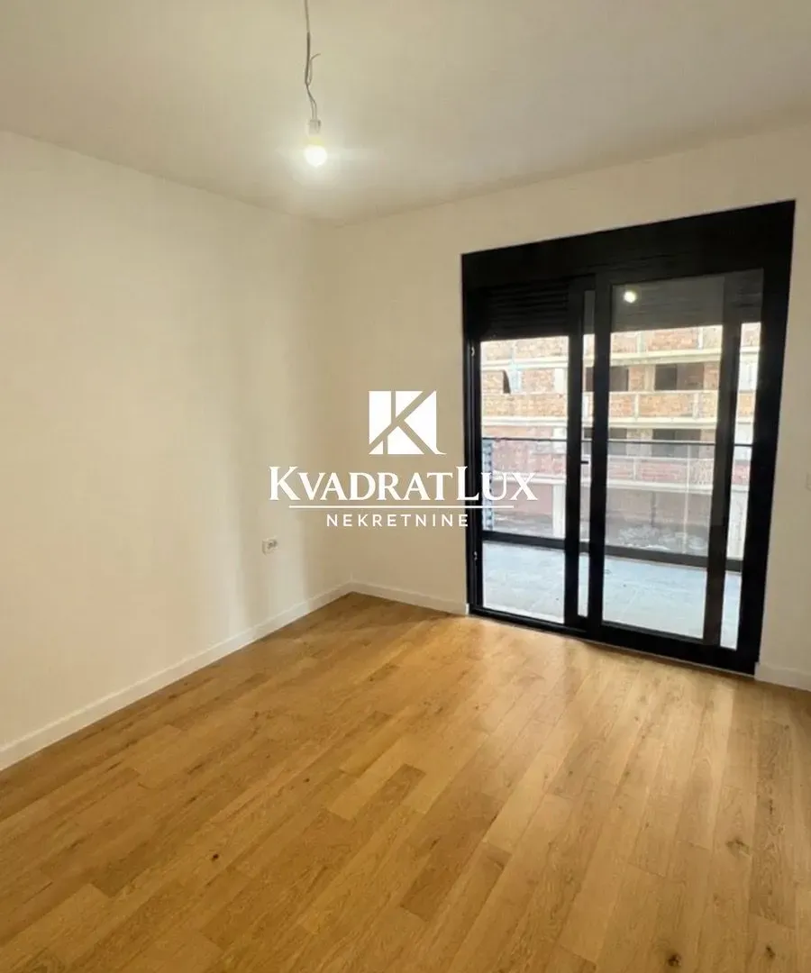Sale, one bedroom apartment, 53m², Centar, Bar