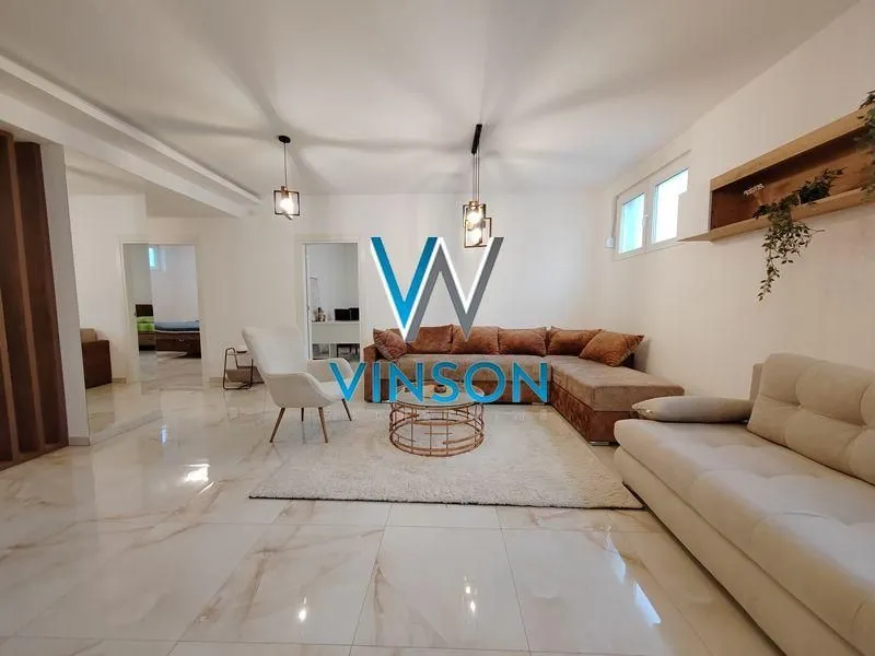 Izdavanje, trosoban stan, 100m², Petrovaradin, Novi Sad