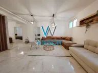 Izdavanje, trosoban stan, 100m², Petrovaradin, Novi Sad - image 2