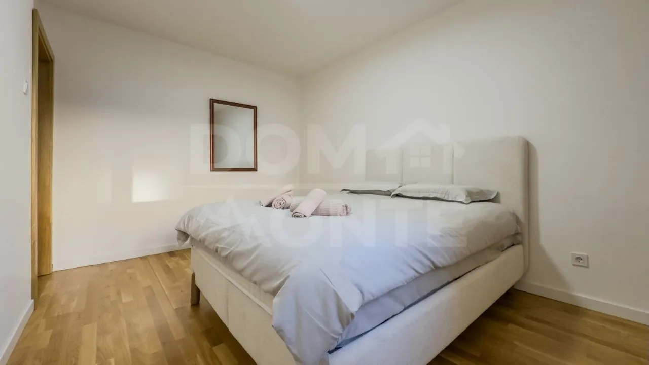 Rent, two bedroom apartment, 60m², Tivat, Crna Gora