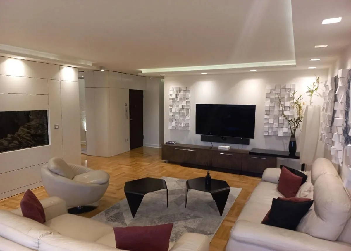 Rent, apartment, 180m², Stari Grad, Beograd