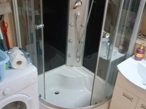 Daily-rent, one bedroom apartment, 54m², Bar, Crna Gora - image 3