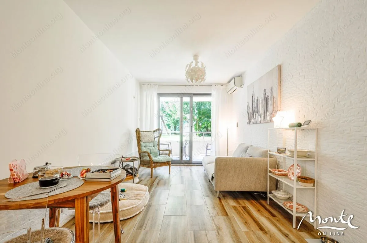Sale, two bedroom apartment, 57m², Pržno, Budva