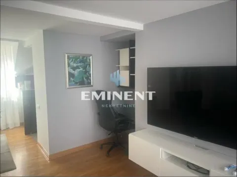 Izdavanje, trosoban stan, 68m², Zvezdara Sve Podlokacije, Beograd - image 4