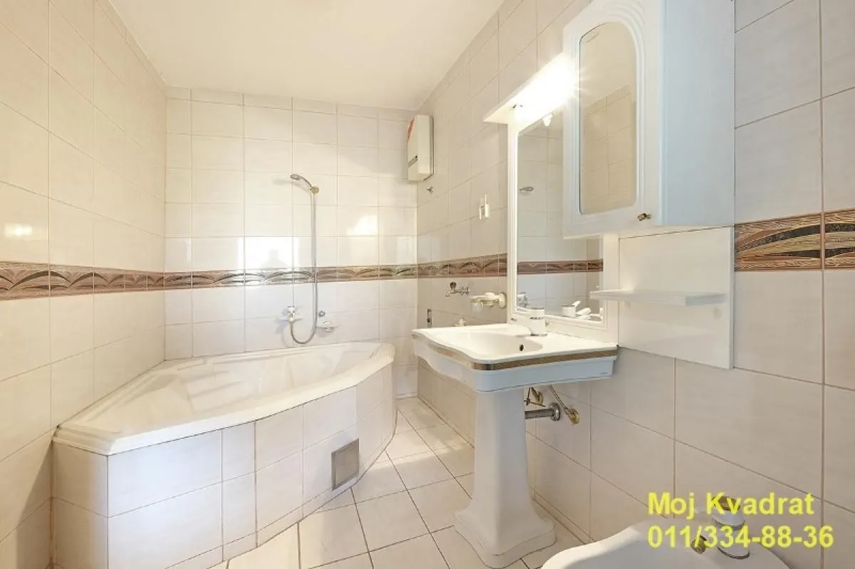 Sale, house, 250m², Brace Jerković, Voždovac Sve Podlokacije