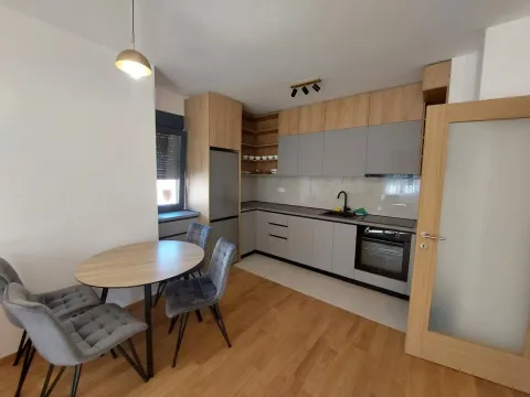 Rent, apartment, 47m², New City, Podgorica - image 3