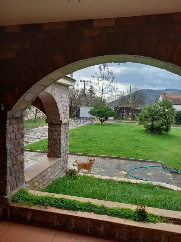 Prodaja, kuća, 400m², Podgorica, Crna Gora
