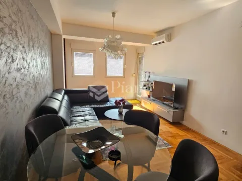 Rent, one bedroom apartment, 51m², City Kvart, Podgorica - image 3