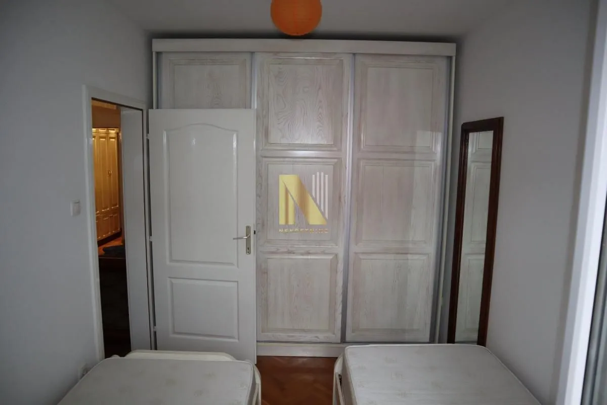 Izdavanje, dvosoban stan, 52m², Bulevar Oslobodjenja, Novi Sad Sve Podlokacije