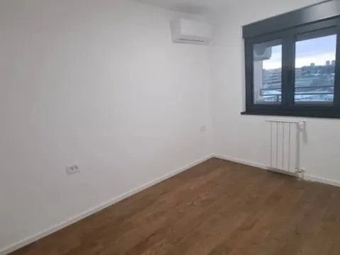 Rent, two bedroom apartment, 48m², Hala Pionir, Palilula Sve Podlokacije - image 4