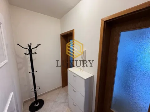 Rent, one bedroom apartment, 40m², Stari Aerodrom, Podgorica - image 5