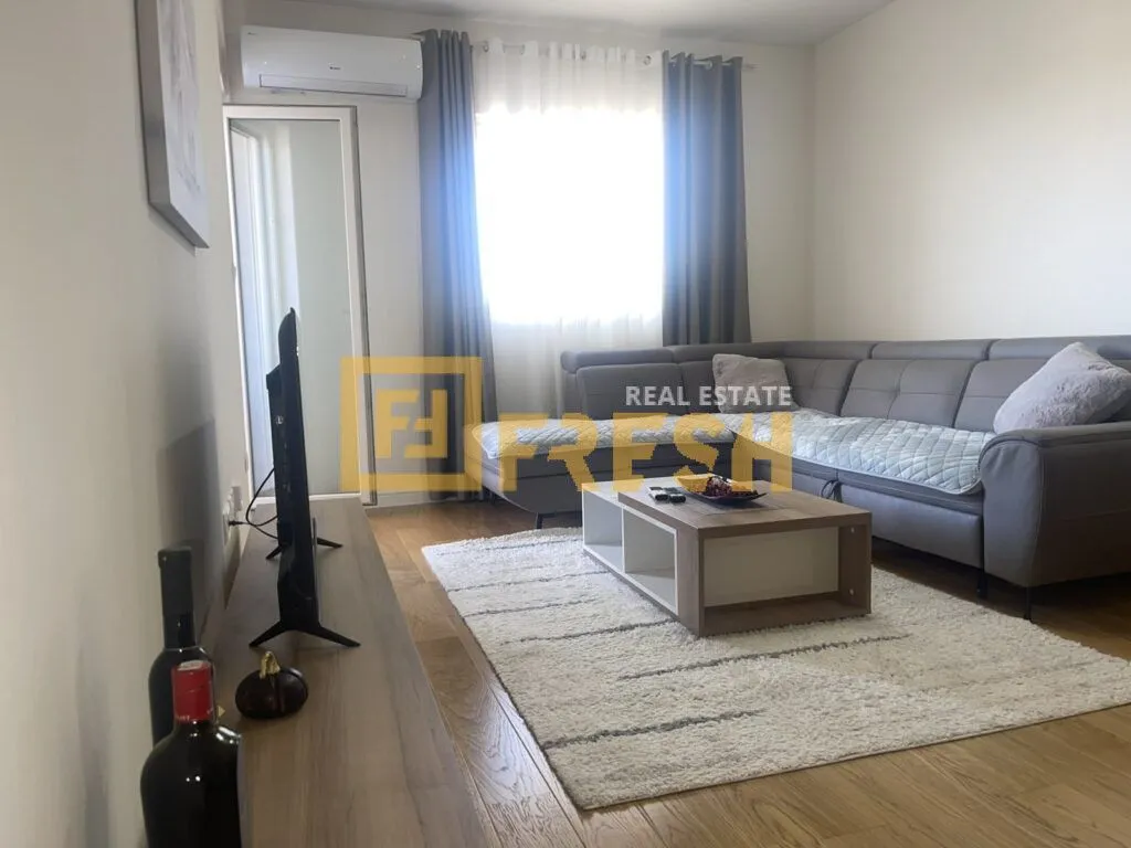 Rent, one bedroom apartment, 49m², City Kvart, Podgorica