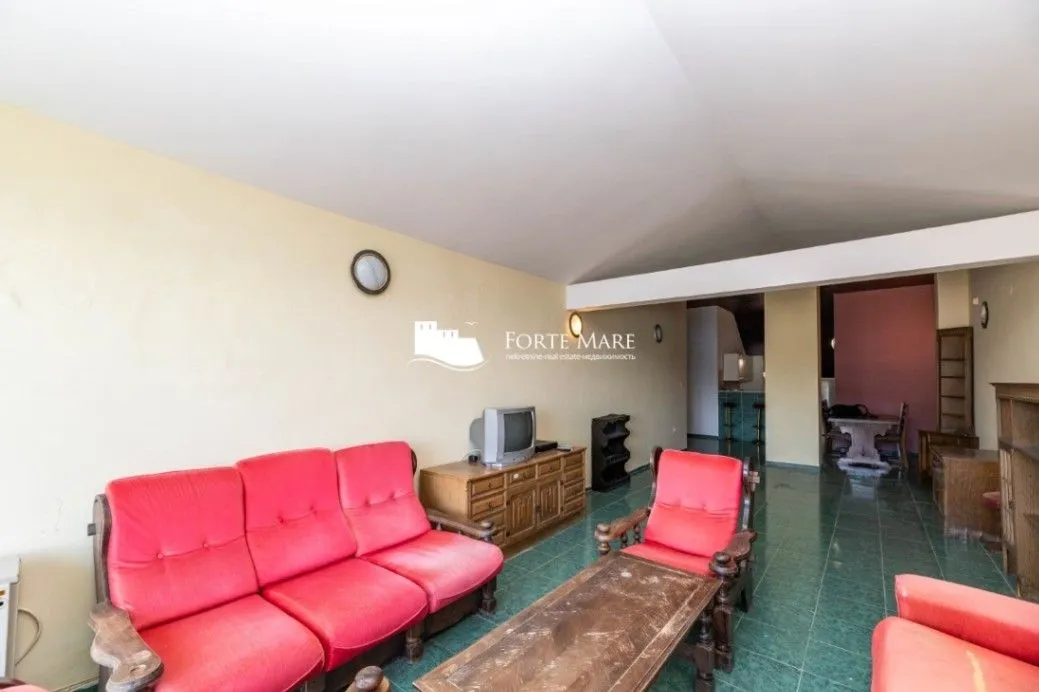 Prodaja, jednosoban stan, 200m², Topla, Herceg Novi