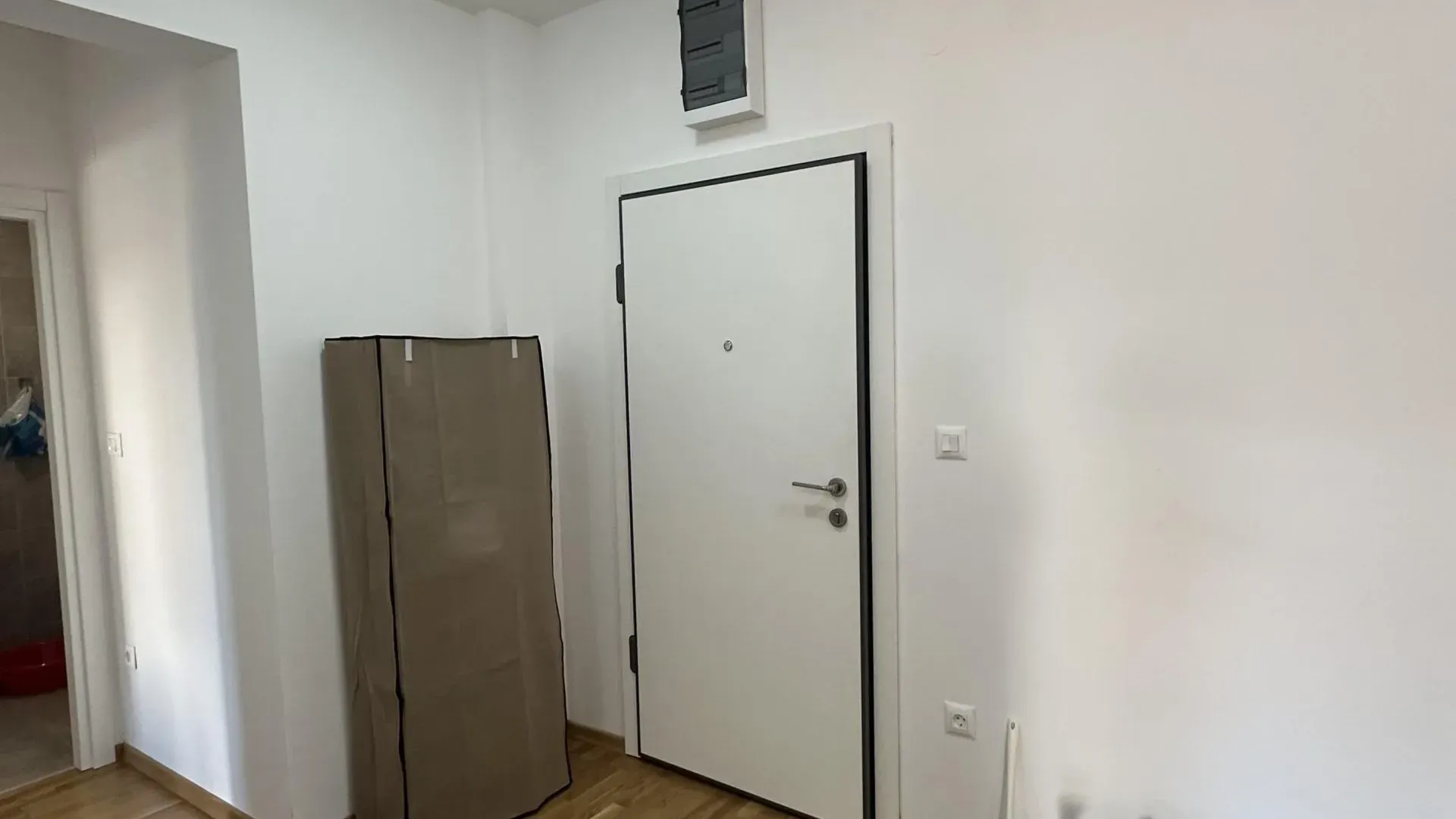 Izdavanje, jednosoban stan, 42m², Zabjelo, Podgorica